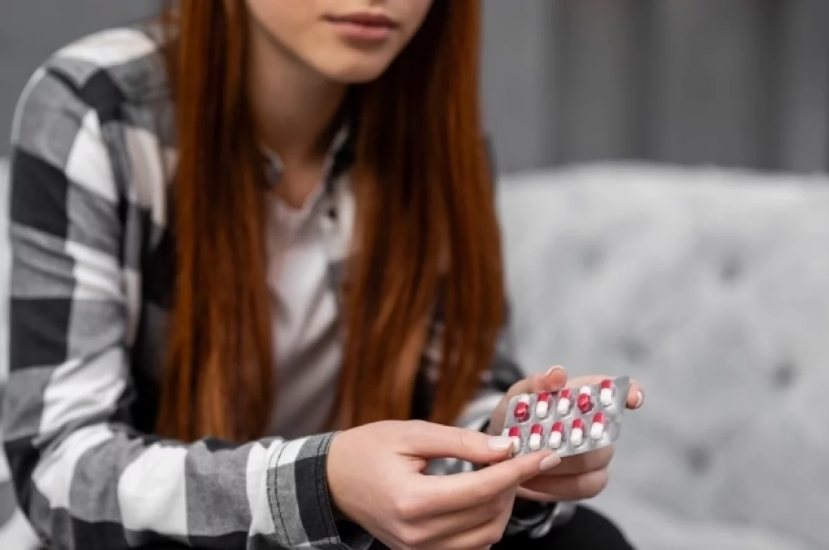 НПВС: Как правильно и безопасно снимать боль при эндометриозе